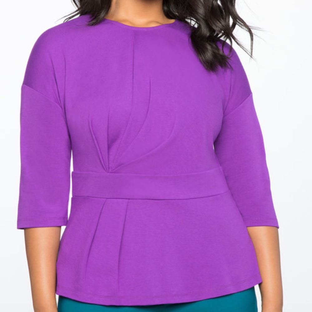 Asymmetrical pleated Eloquii top size 22W